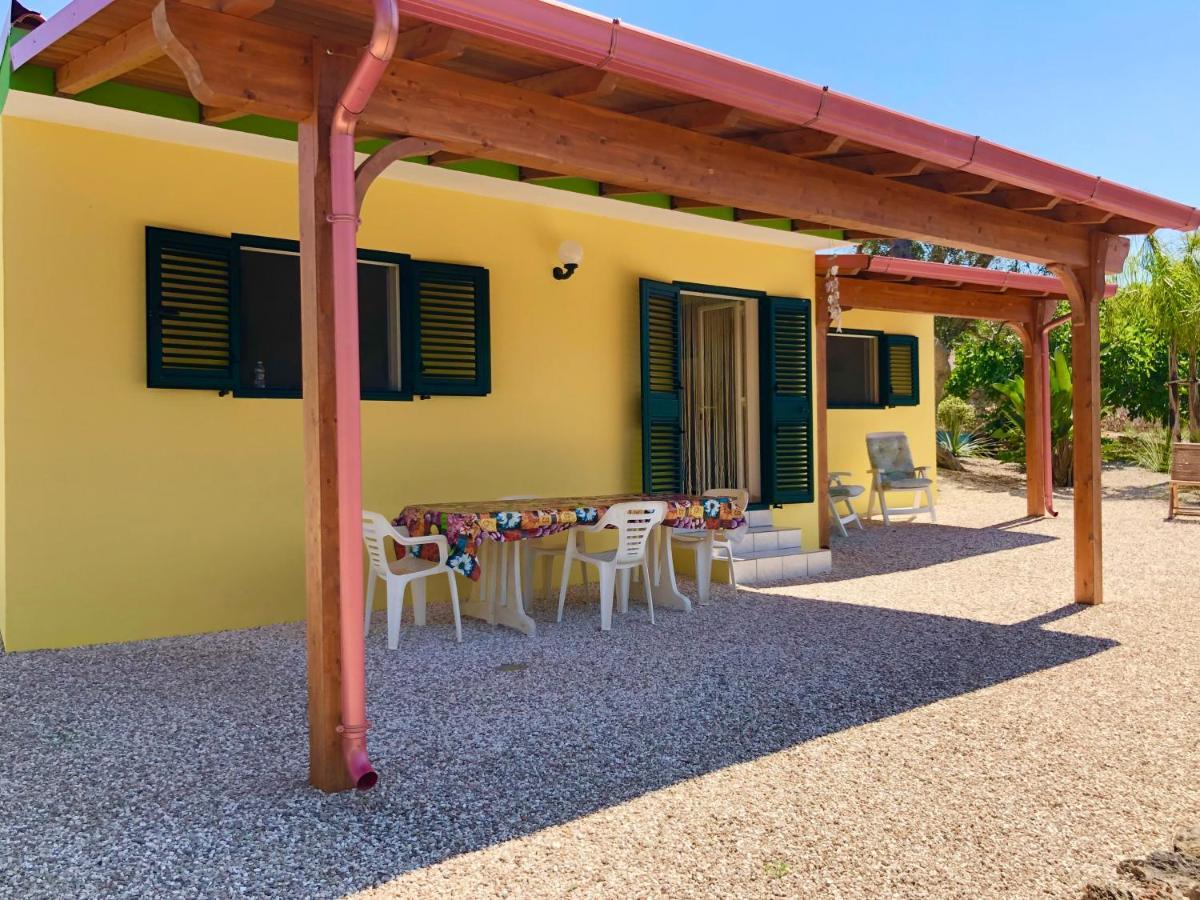 Villette Vacanze - Vie Russe Marina Di Pescoluse Bagian luar foto